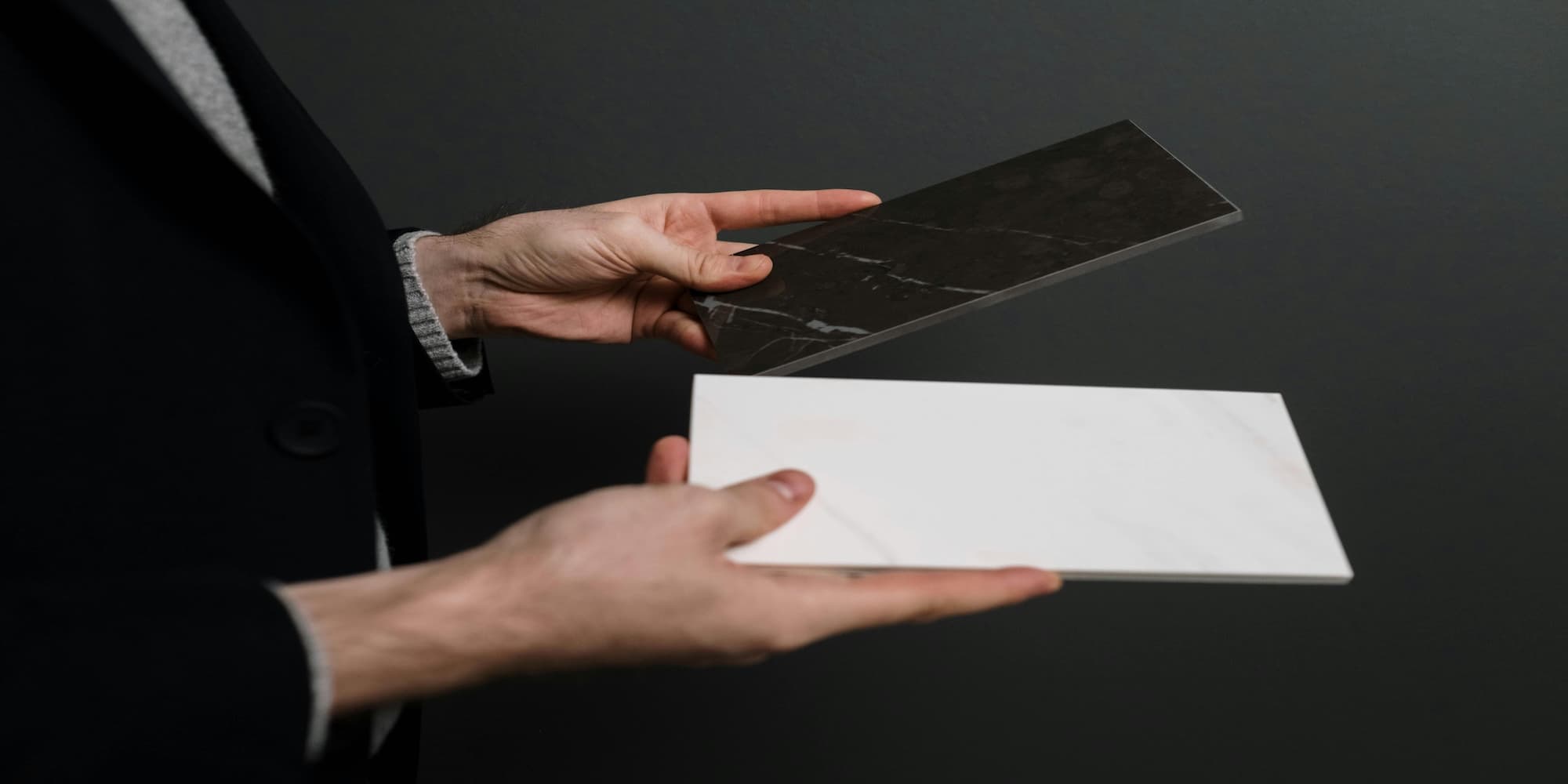 Cover Image for The Great Debate: Choosing Between Marble and Tiles in Modern Construction
